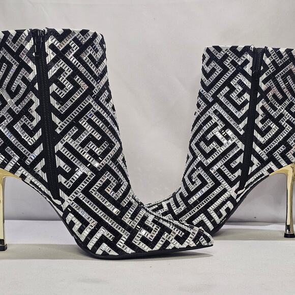 INC International Concepts Women's Stiletto Zip Booties Size 10 Black NWT - Picture 2 of 8